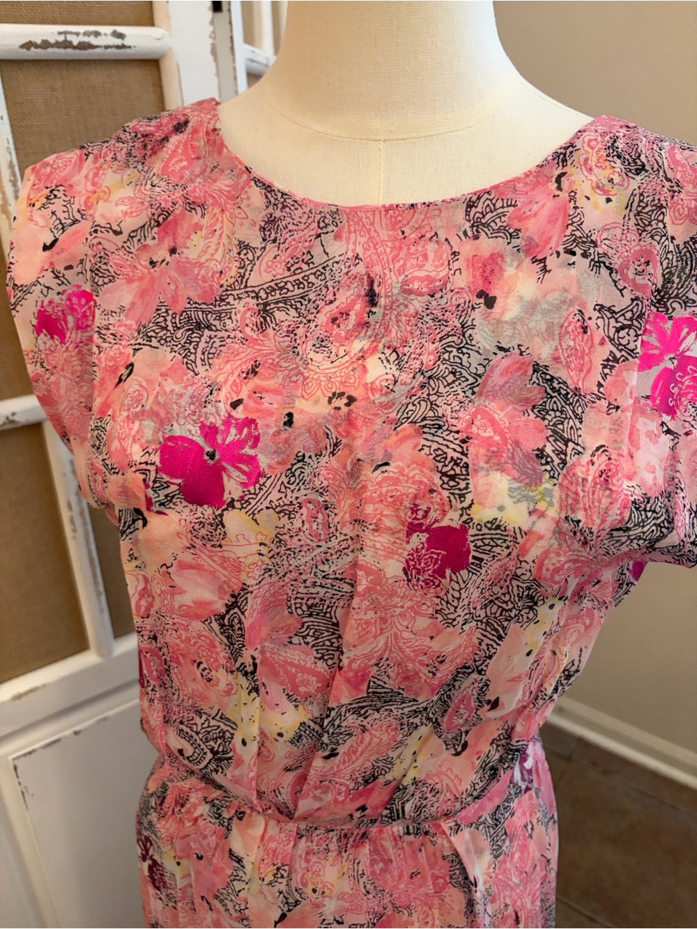 NWT Kooples Paris Pink Floral Maxi Dress Metallic Foil Accents Low V Back Size 2